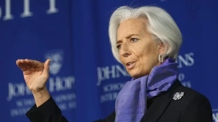 Les cryptomonnaies « ne valent rien », déclare Christine Lagarde