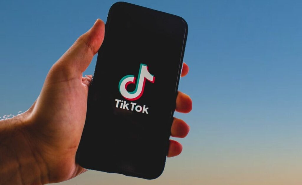 TikTok test les abonnements payants